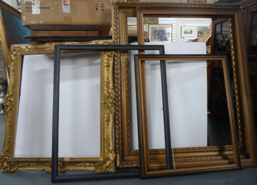 5 various medium sized frames (5)