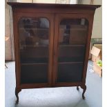 Fine quality antique, double-fronted, glazed, hardwood, lockable book-case with 4 inner shelves,