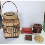 Collection of 4 various boxes together with a rice carrier (5)