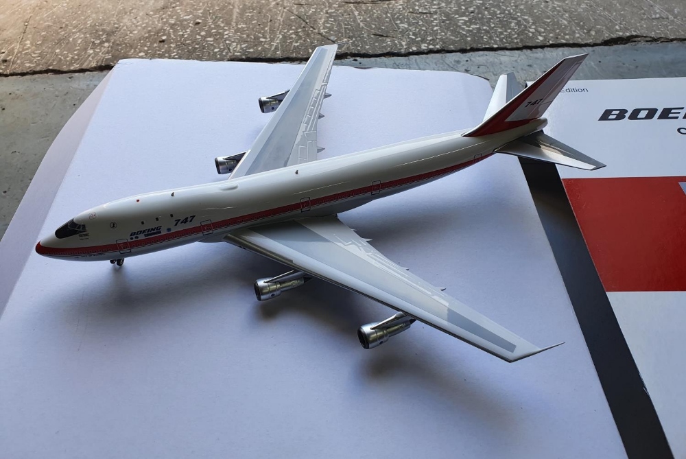 Boxed, official Boeing 747 1:200 scale model of the "City of Everett" - Image 2 of 2