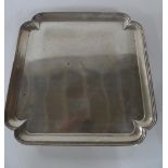 Large silver tray on 4 legs, London 1927 made by Goldsmiths & silversmiths Co, London, 1000 grams 30