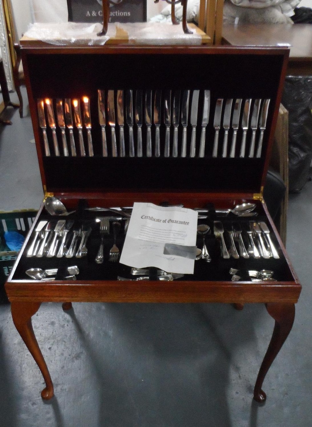 Complete set (140 piece) of 1984 Sheffield cutlery collection in free standing, leather topped chest
