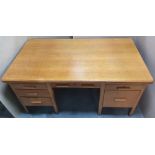 Large, bespoke 20thC oak desk, 152 cm long