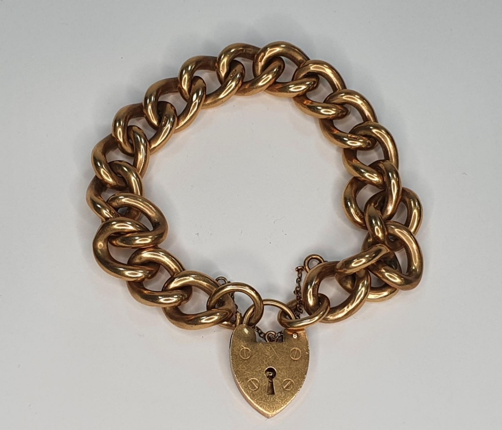 Chunky 9ct gold chain with lock, each link is stamped, 20cm long, 72 grams
