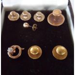 Collection of 18ct (2.4 grams) & 9ct (4.1 grams) studs together with a 9ct earring & a broken