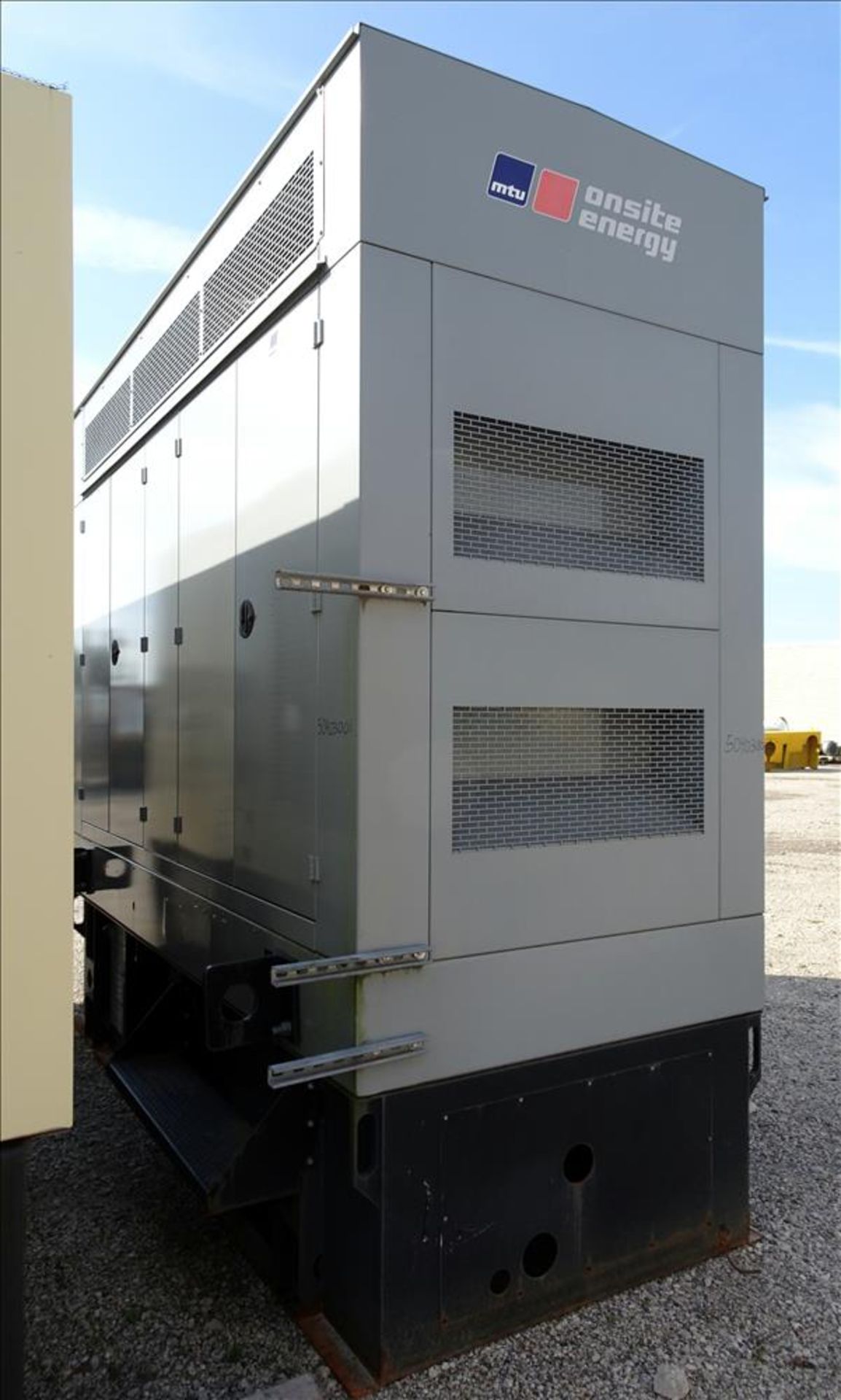 Used- MTU 250kW Prime / Standy Diesel Generator Set, Model DP00250D65SRAH1574. Tier 3 Rated - Image 2 of 26