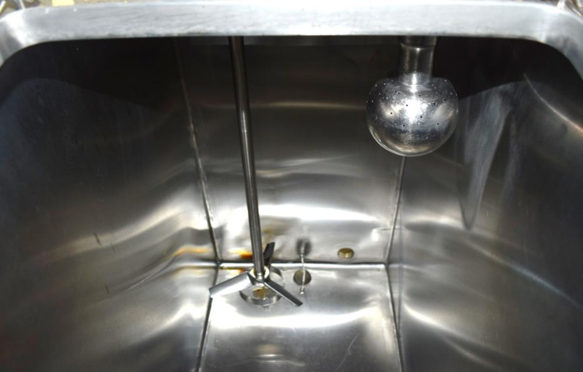 Used- 6 Compartment Rectangular Tank, Approximate 700 Total Gallons, 304 Stainless Steel. - Image 12 of 28