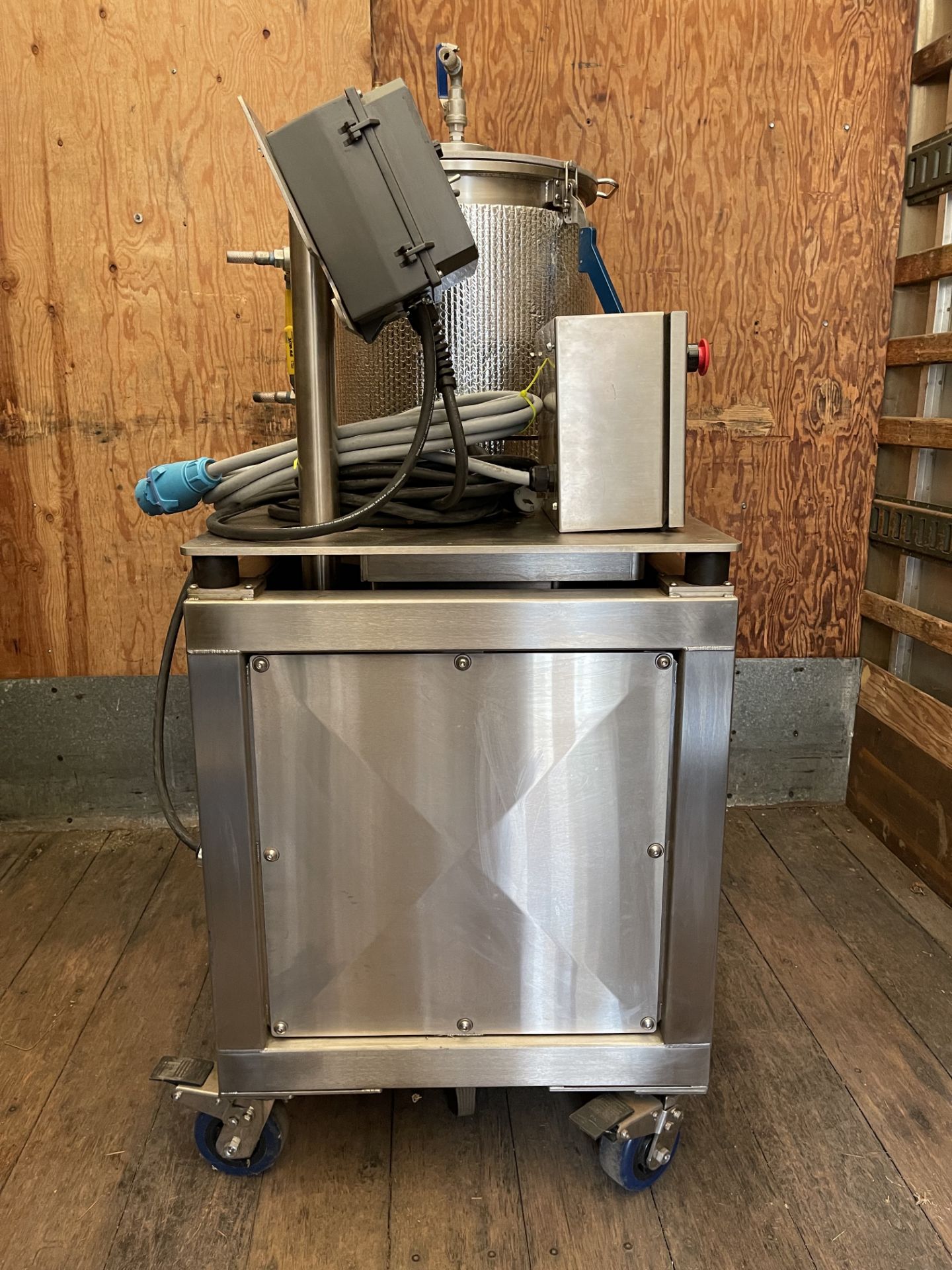 Used- Delta Separations CUP-15 Ethanol Extraction System. Capacity: 8-14 lbs/batch w/ (3) Kegs - Image 11 of 22