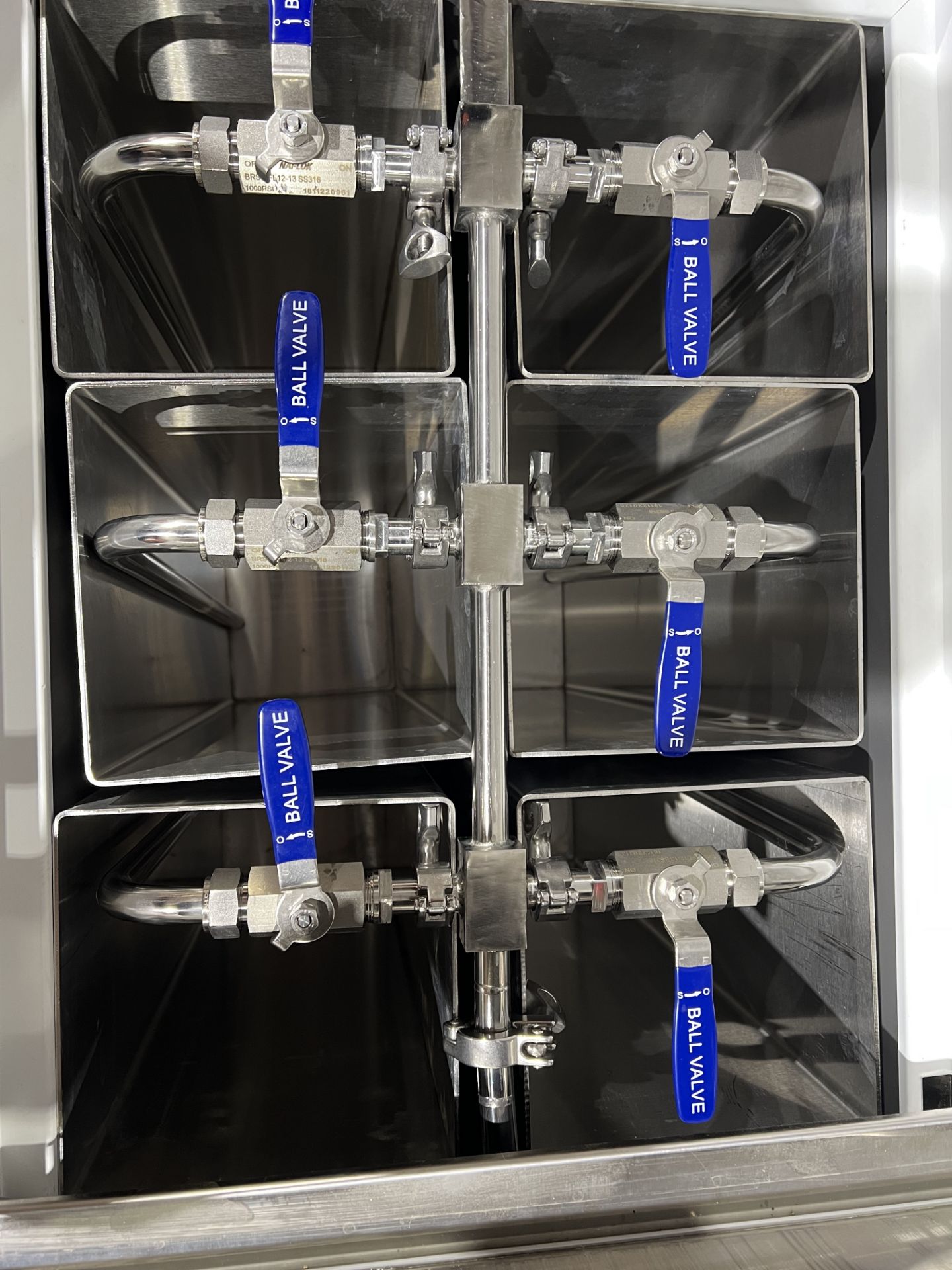 Used- Capna Systems Cryo-Ethanol Extractor. Model Ethos 6. Type-6 non-volatile extractor. - Image 5 of 6