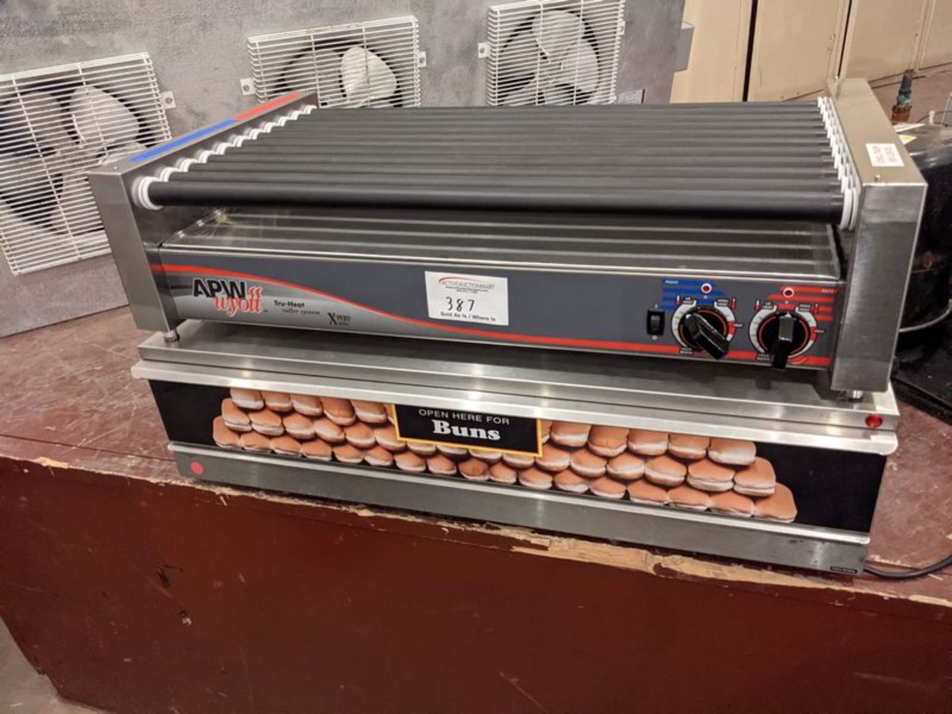 Unused AP Wyott Hot Dog Roller with Bun Warmer