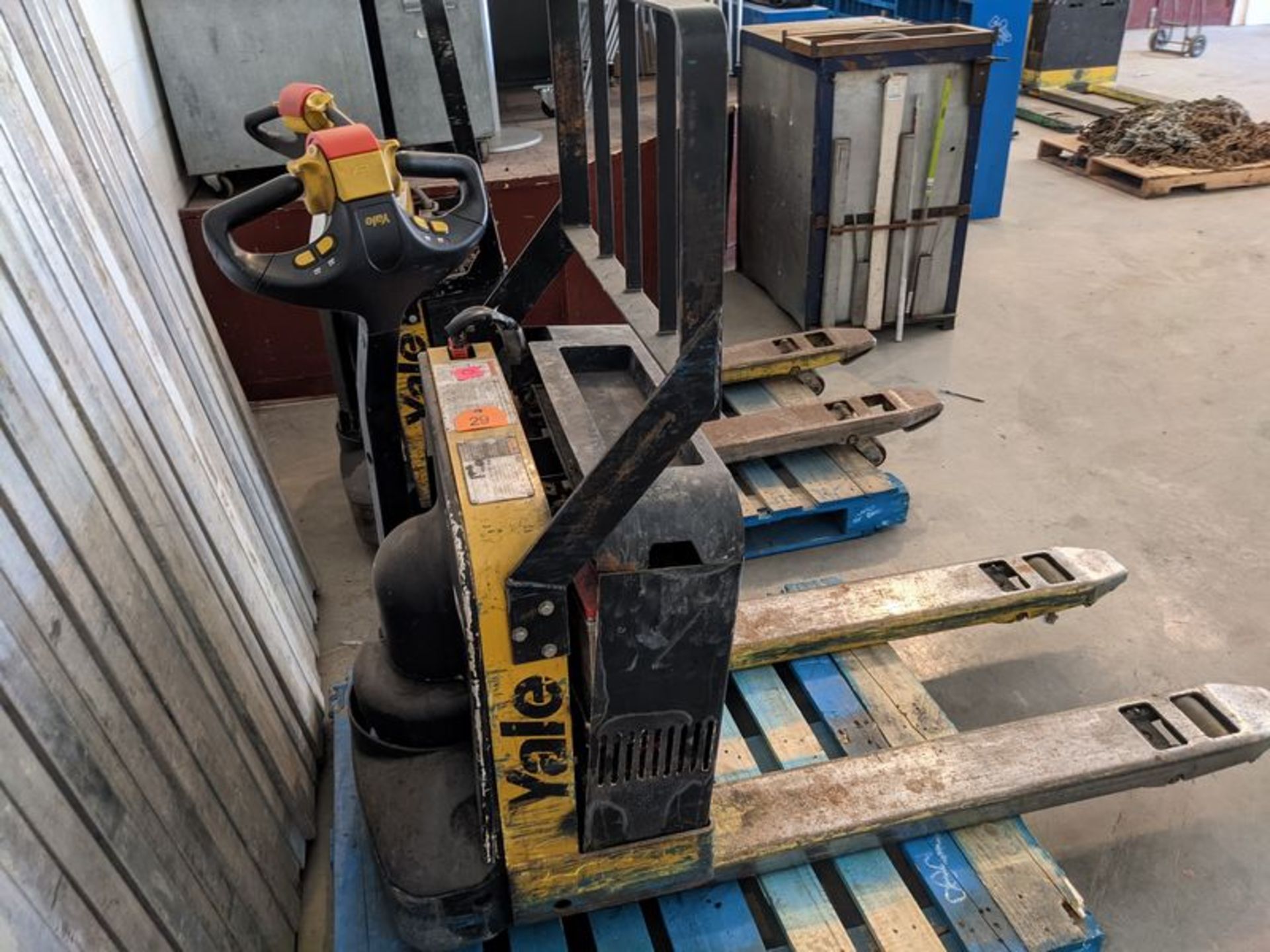 Yale Electric Pallet Jack