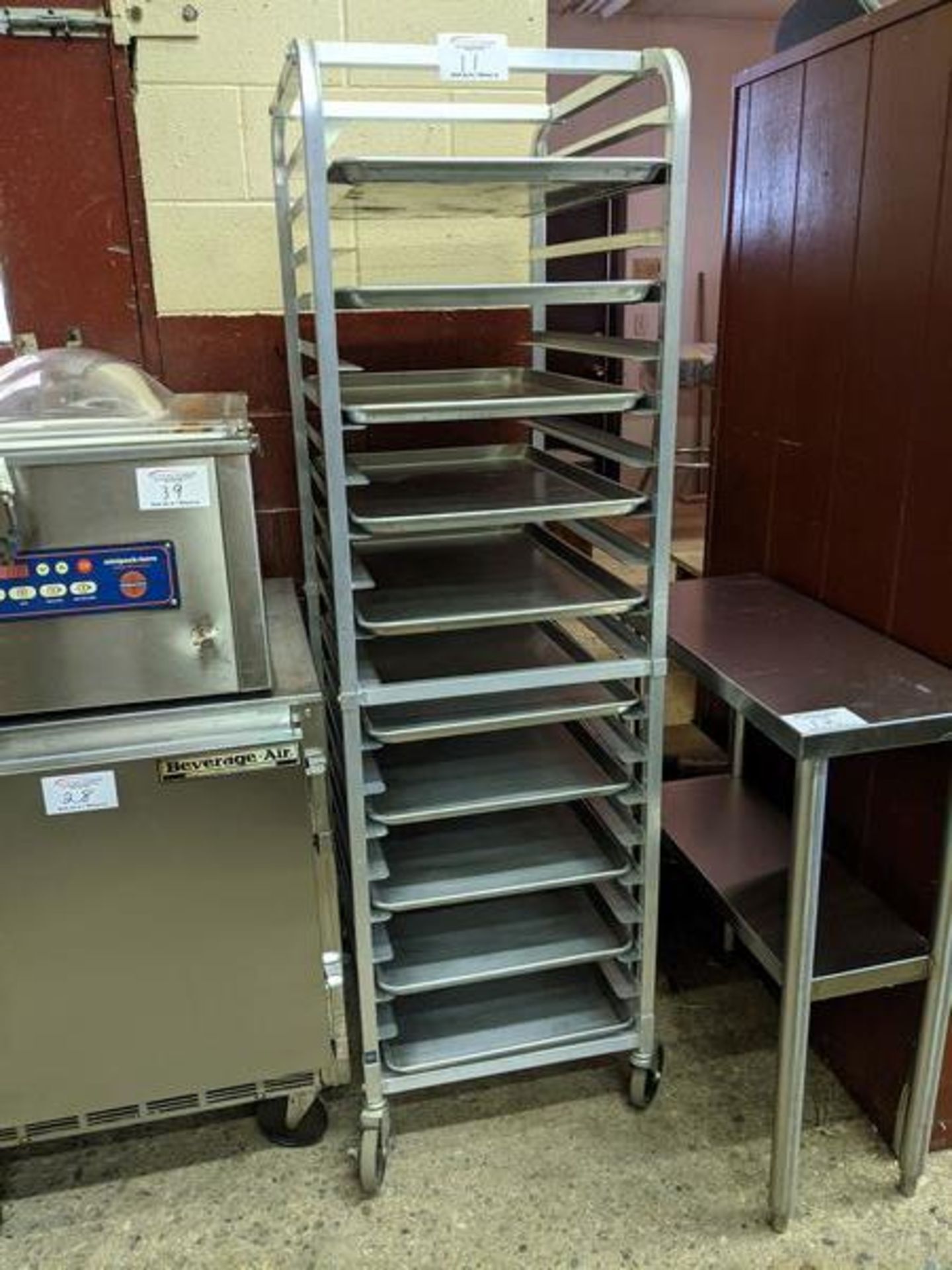 Aluminum Bakers Rack with Trays