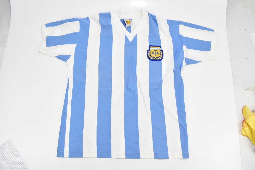 DIEGO MARADONA; a signed Toffs retro-style cotton Argentina home shirt with 'Maradona 10' printing - Image 2 of 2