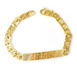 A high gold identity bracelet with the engraved name 'Jerry',