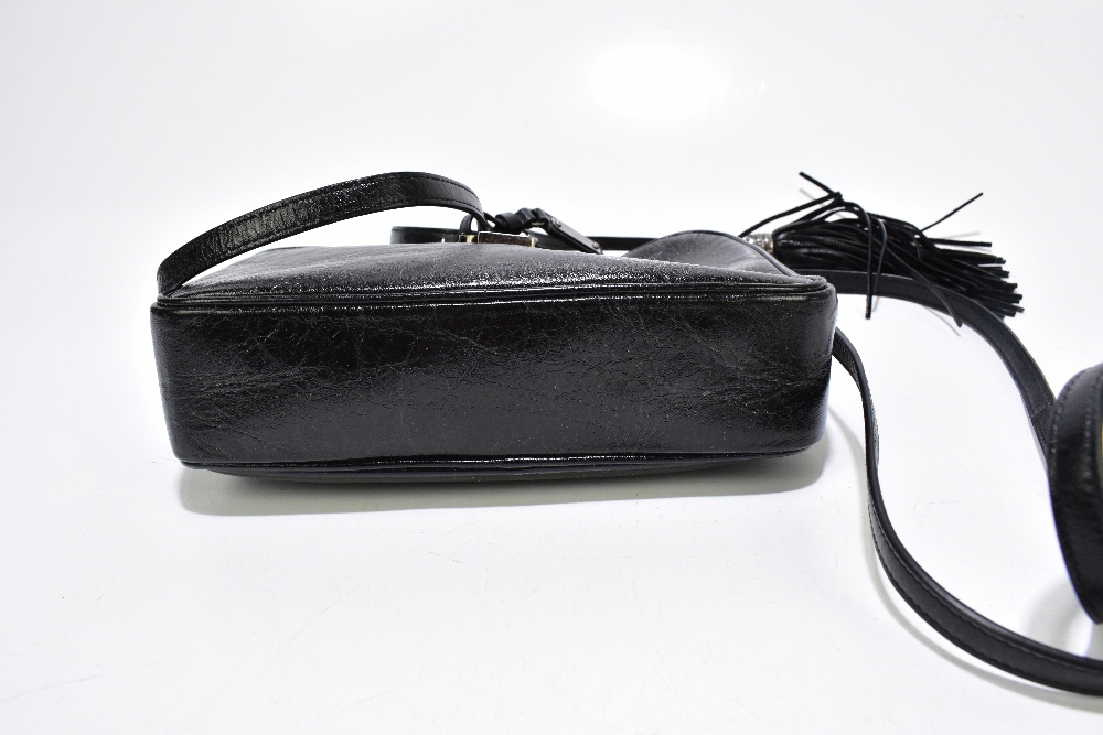 YVES SAINT LAURENT; a black leather shoulder bag with silver tone 'YSL' logo to front, a zip top, - Image 5 of 7