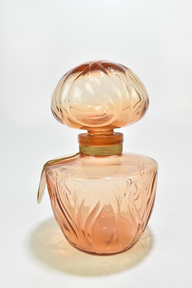 FLEURS DU MONDE; an empty giant vintage display dummy perfume factice, circa 1970s, height 12"/31cm, - Bild 7 aus 9