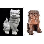 Two modern decorative Dogs of Fo, heights 19.5cm and 17cm (2).Additional InformationThe brown