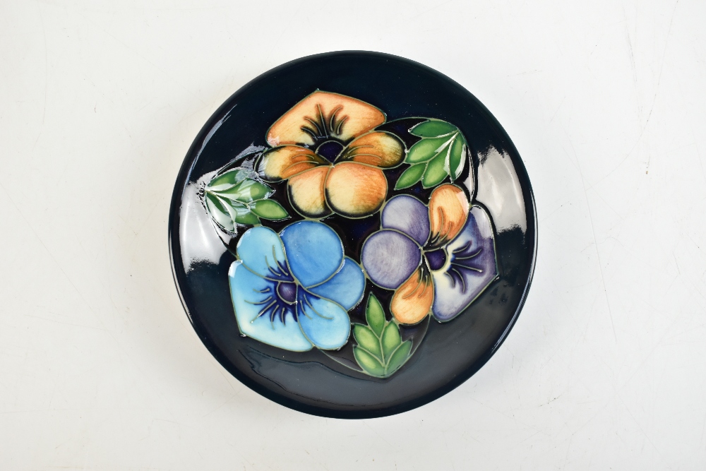 SALLY TUFFIN FOR MOORCROFT; a circular pin dish decorated with 'Finches' pattern on a green - Image 9 of 19