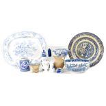 A quantity of 19th and early 20th century blue and white ware to include a large oval 'Asiatic