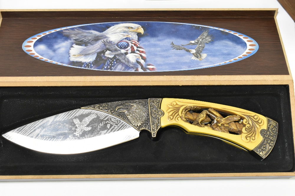 A group of boxed/cased collector's knives with two limited edition examples, including a limited - Image 4 of 8