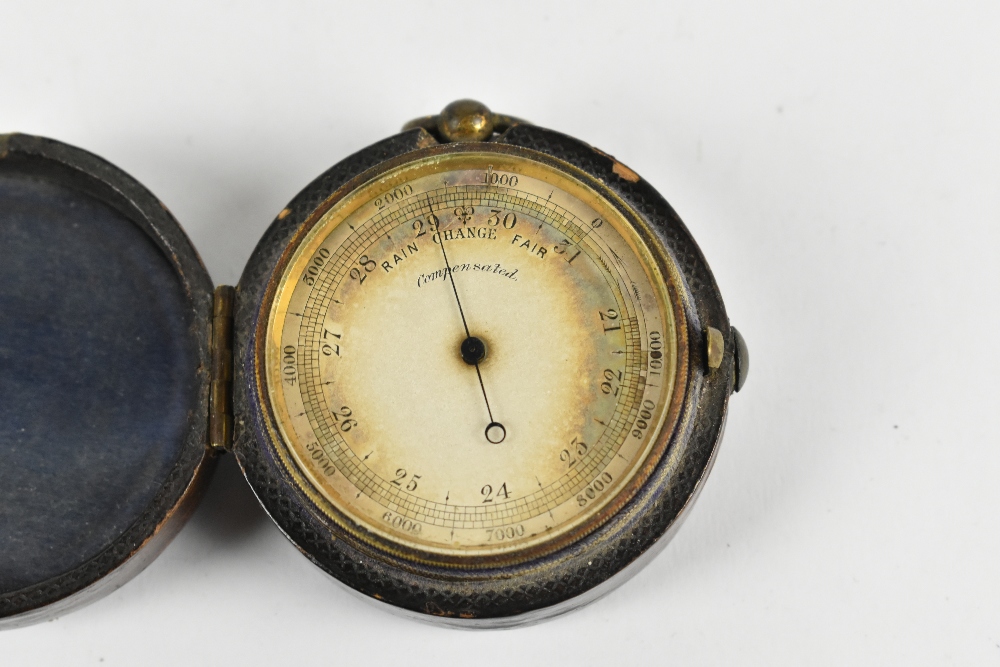 A brass cased pocket thermometer with silvered dial, diameter 47mm, fitted in original circular - Image 3 of 3