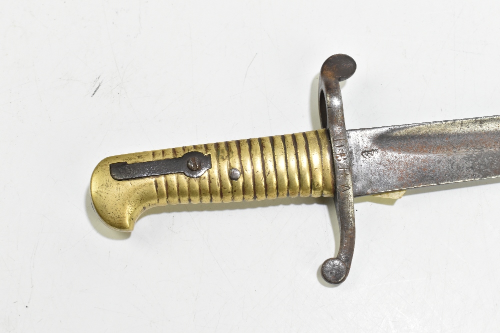 A late 19th/early 20th century Chassepot-type bayonet, the fullered blade bearing bust of knight - Image 2 of 5