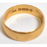 A 22ct yellow gold wedding band, size M, hallmarked for Chester 1913, approx 3.7g.