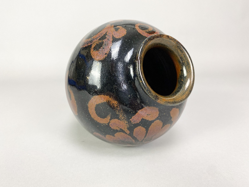 CHARLES VYSE (1882-1971); a stoneware vase with floral decoration on tenmoku ground, incised CV mark - Image 3 of 5