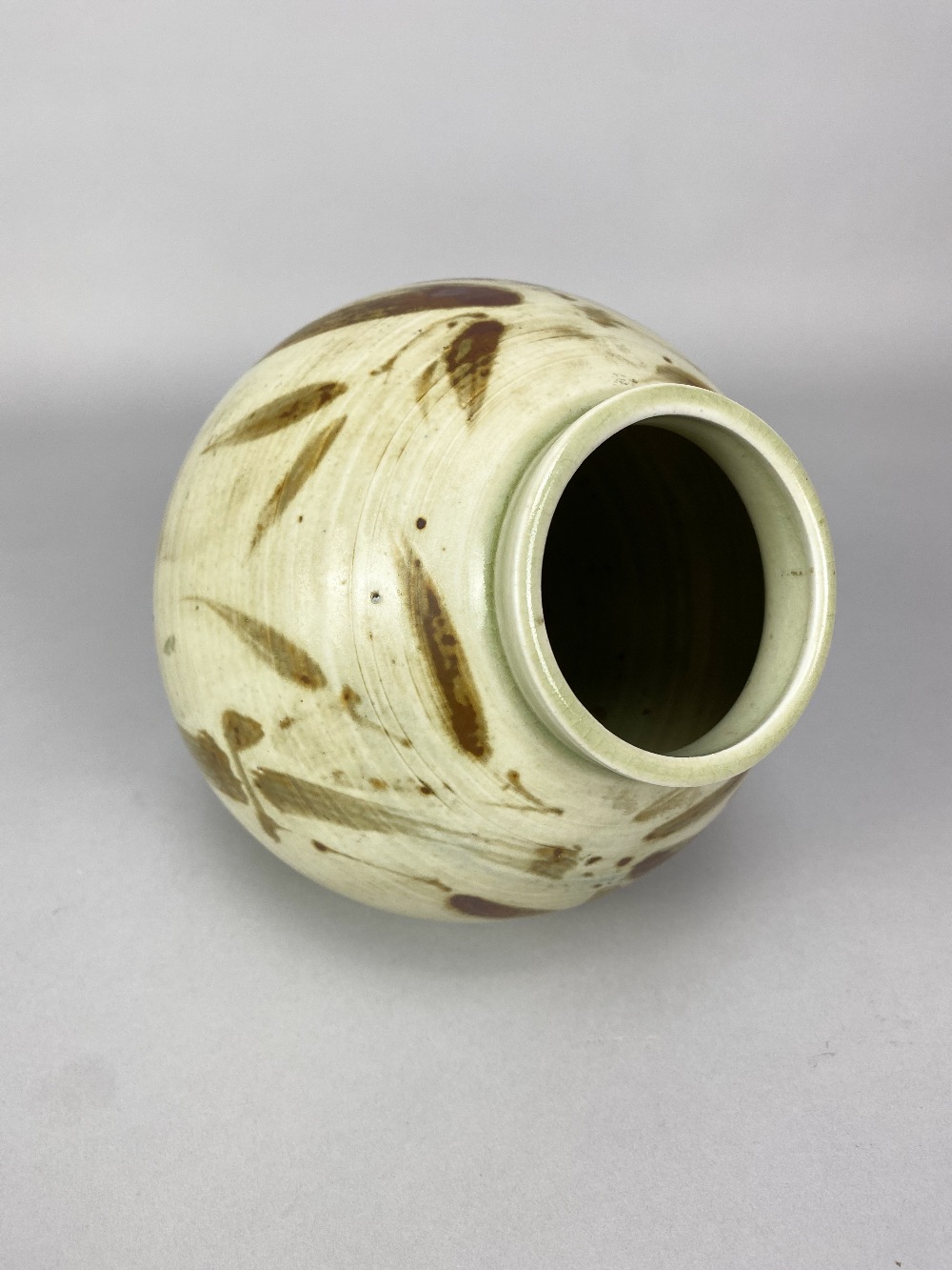 HENRY HAMMOND (1914-1989); a globular porcelain vase with iron leaf decoration, impressed HH mark, - Image 3 of 5