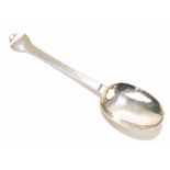 JOHN SMITH; a Charles II hallmarked silver trefid spoon, the oval bowl with a raised rat tail, the