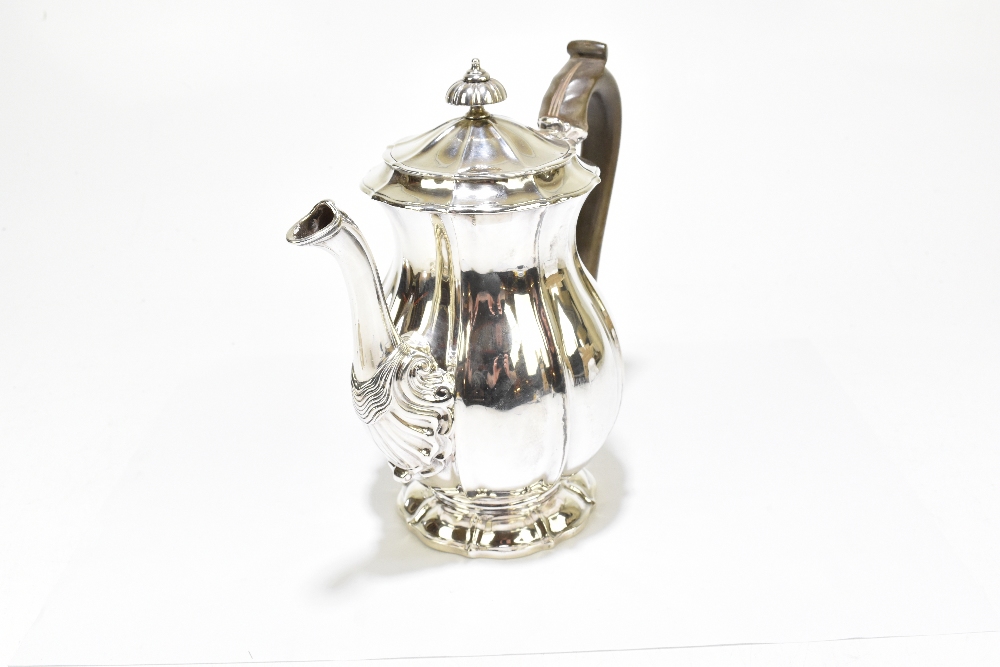 WILLIAM ELEY; a George IV hallmarked silver coffee pot of baluster form with cast finial and - Bild 3 aus 8