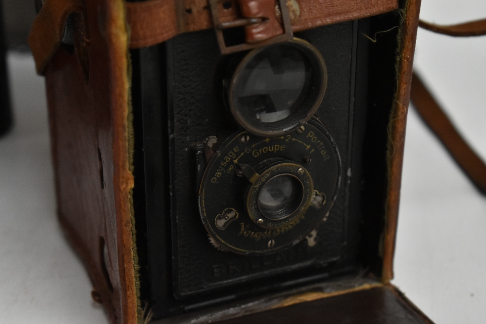A group of vintage cameras comprising King Penguin bellows Kershaw Eight-20 (x2), Purma 'Plus', - Image 4 of 5
