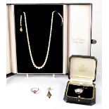 A cased David Robinson graduating pearl necklace with 9ct gold clasp,