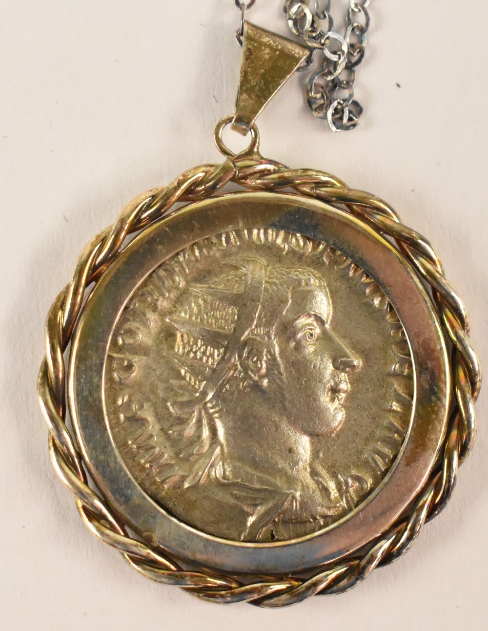 A gold 1g coin dated 2005, together with a Barber quarter mounted as a pendant, on a 9ct gold chain, - Image 2 of 4