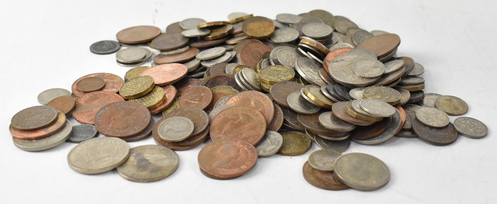 A quantity of largely 20th century British coinage.