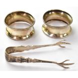 A pair of George V silver napkin rings, W J Myatt & Co, Birmingham 1926,