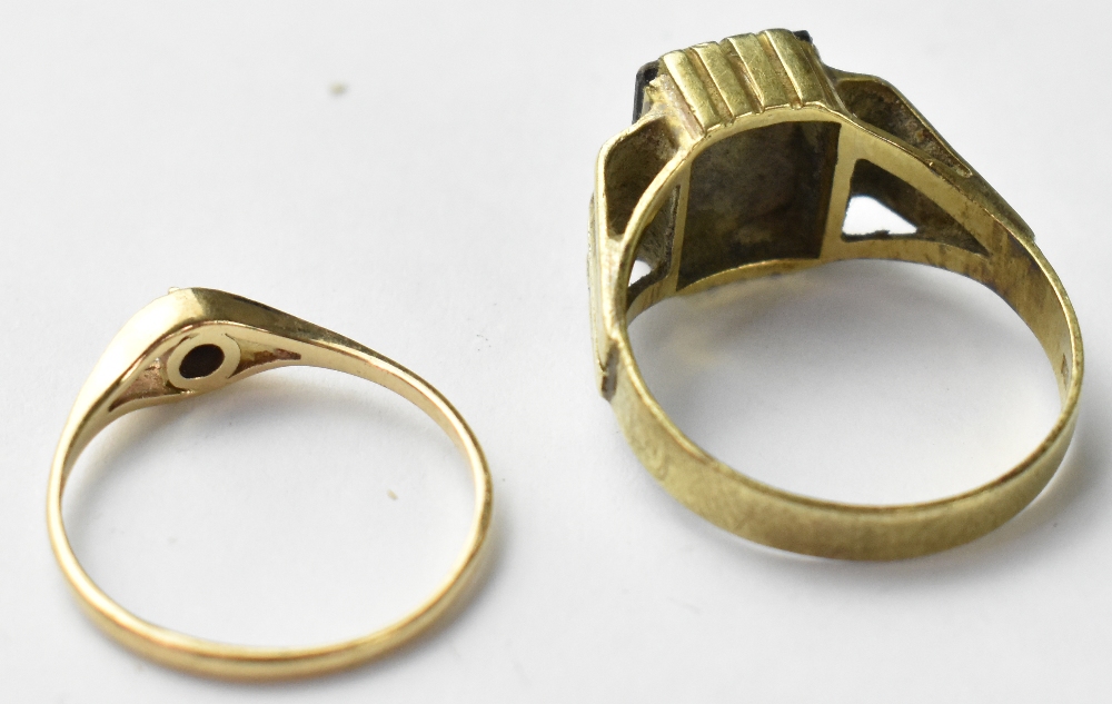 Four gold fashion rings to include three 9ct gold examples, one with coffee bean head, - Image 2 of 5