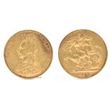 A Victorian full sovereign, Jubilee head, 1890.Additional InformationSurface scratches, pitting,