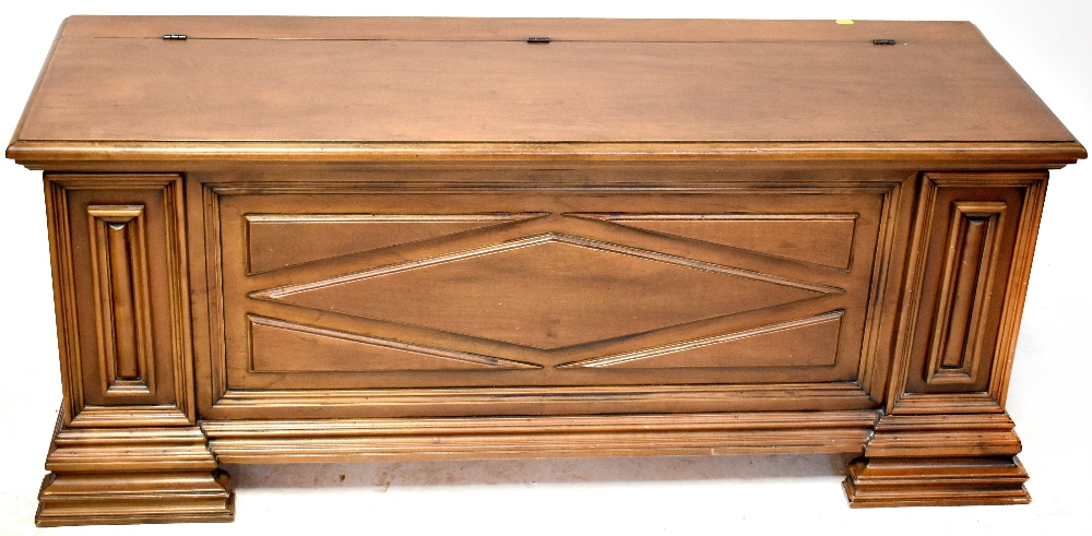 A modern large bedding box in the antique style, on stepped base,