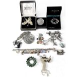 A quantity of vintage and contemporary silver and white metal jewellery to include white metal