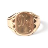 A late 19th century gentlemen's gold signet ring engraved with initials 'DY', size P, approx 2.6g.