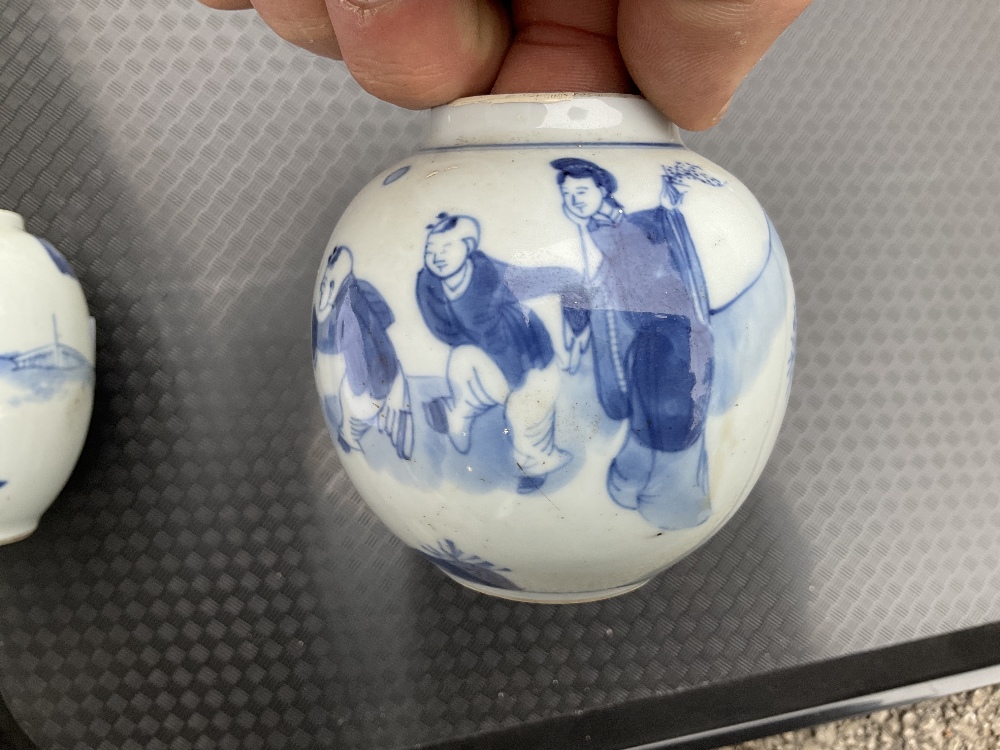 An 18th / 19th century Chinese blue and white spherical bowl, decorated throughout with figures in a - Image 18 of 29