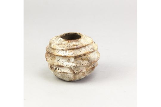 AKI MORIUCHI (born 1947); a ribbed stoneware vessel with heavily textured surface, impressed mark, - Image 1 of 2