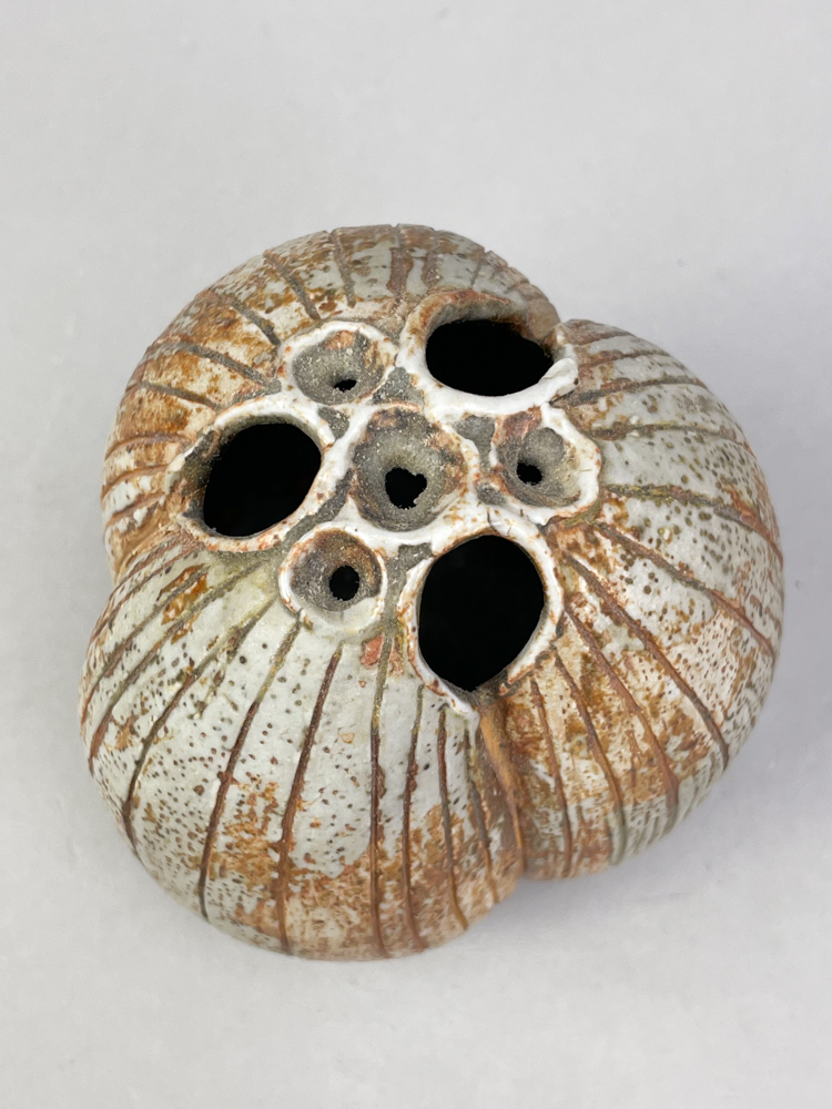 ALAN WALLWORK (1931- 2019); a stoneware seed pod with incised decoration, incised AW mark, height - Image 4 of 5