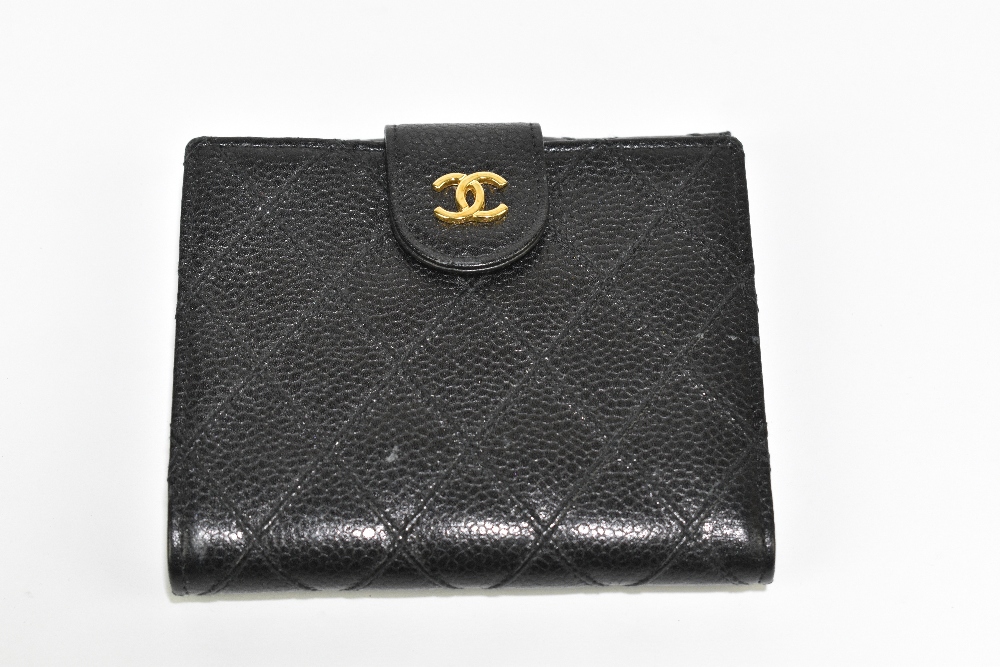CHANEL; a black Matresse leather purse/wallet with a snap button side for coins, with gold tone - Bild 3 aus 6