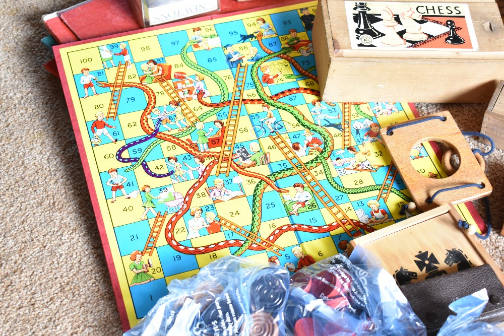 A collection of vintage and modern treen and other toys and games, including Snakes and Ladders - Image 5 of 5