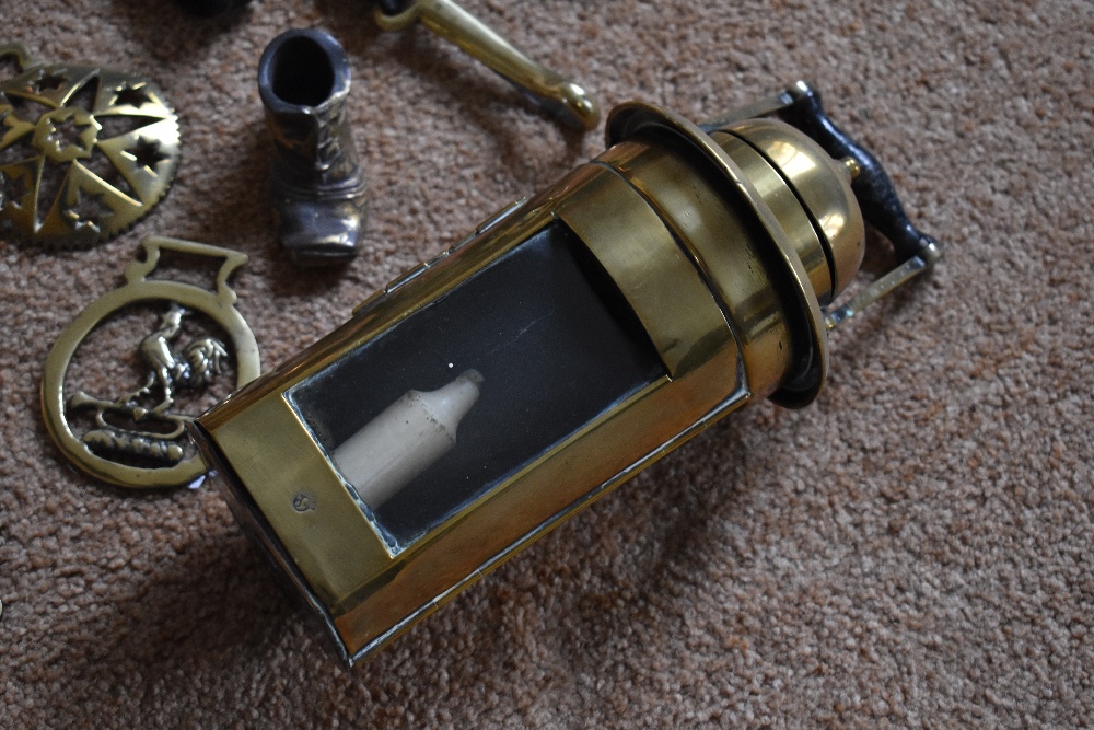 A collection of 19th century and later copper and brass items, including a copper conical ale - Image 9 of 10