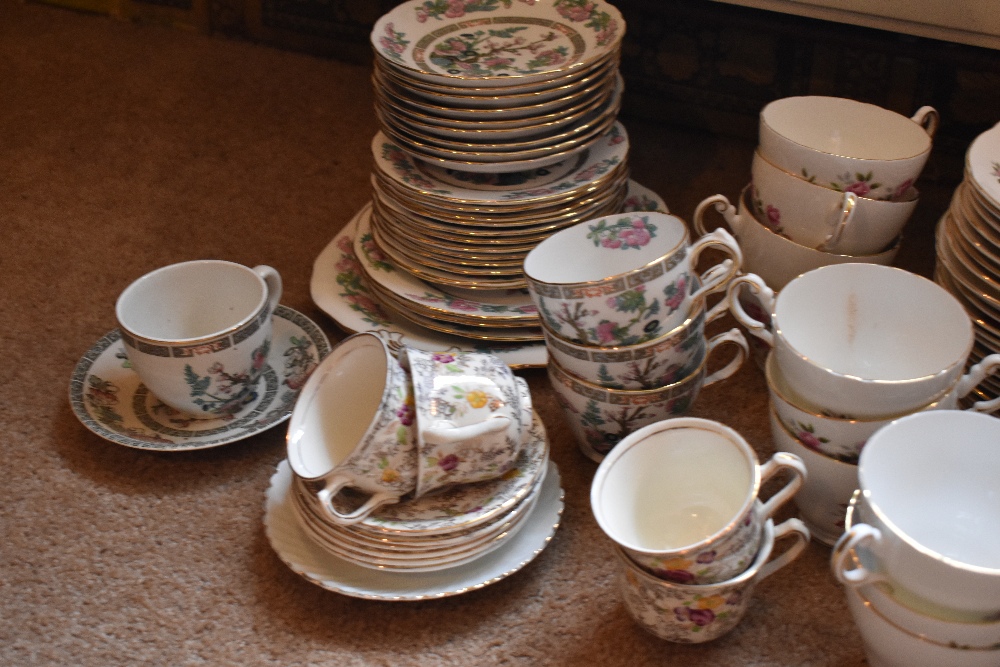 A miscellany of tea services including a Regency bone china part tea service decorated in pink - Bild 4 aus 7