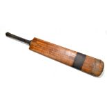 GUNN & MOORE; the autograph short handle extra special cricket bat, inscribed HW Davies in ink.