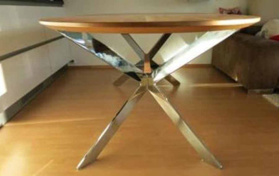 Hulsta - Germany. Dining table on chrome legs. Length 220cm - Image 4 of 4